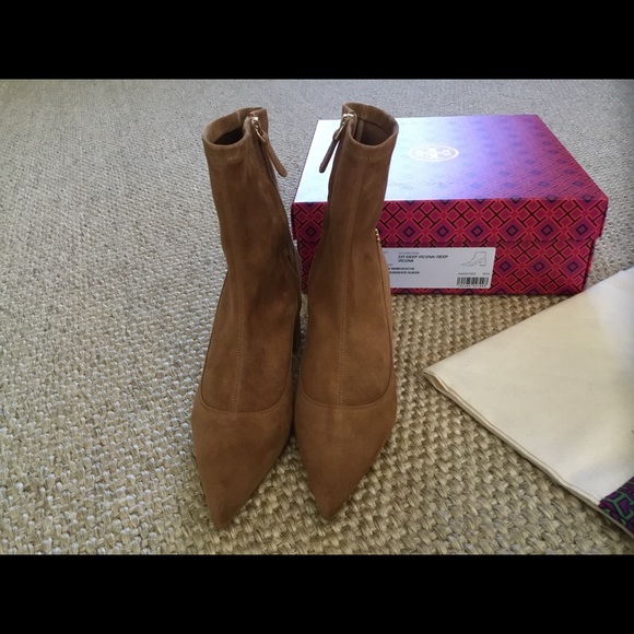 penelope stretch bootie